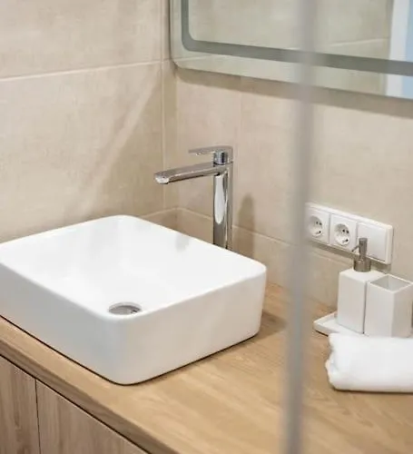 Vanagupe 60 & Balcony *